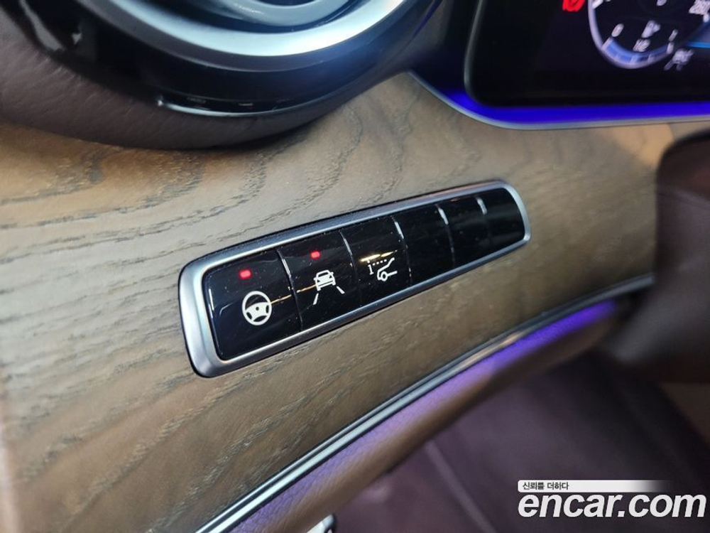 Mercedes-Benz E-Class W213 E300 4MATIC Exclusive (12.2019)