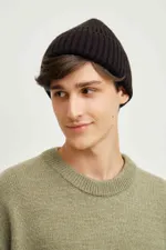 Шапка Weme вязаная черная