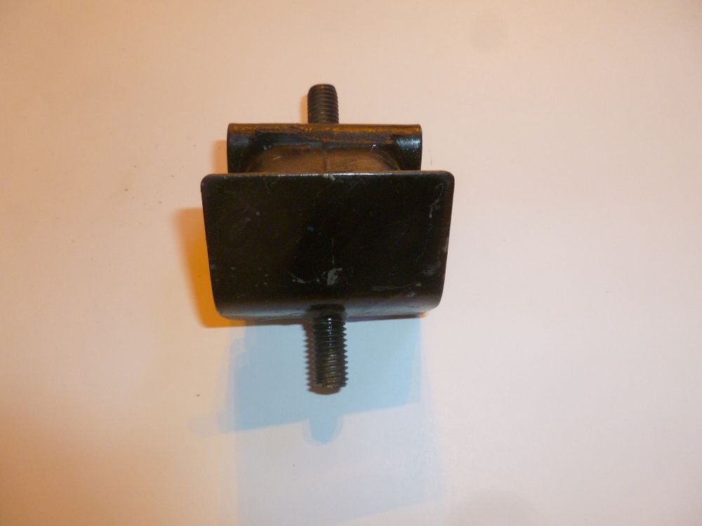 Амортизатор двигателя SDG 5000E (002558) (Shockproof Foot ,SDG 5000E)