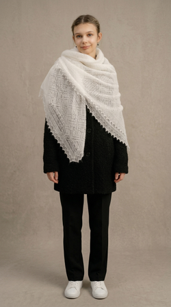 Оренбургский пуховый платок-паутинка А150-02 экрю