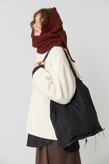 Косынка из шерсти шоколадного цвета