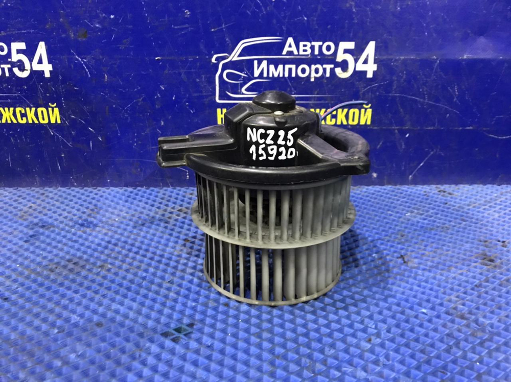 Моторчик печки TOYOTA RAUM 2003-2011