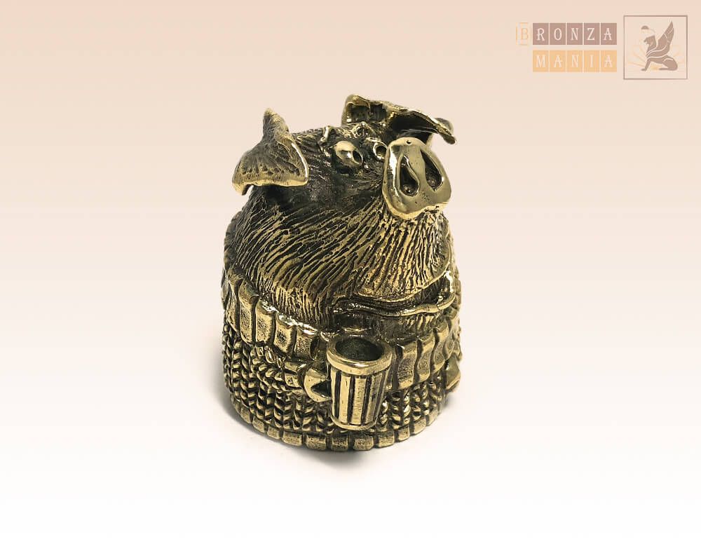 колокольчик Свин со стаканом