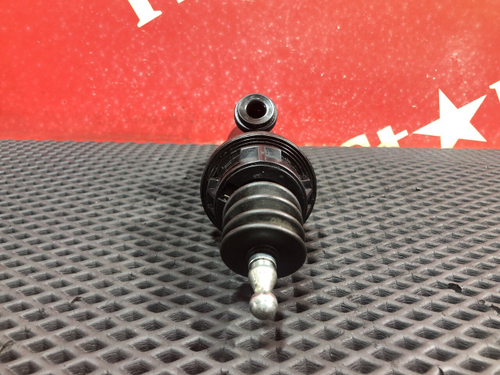 Цилиндр сцепления главный