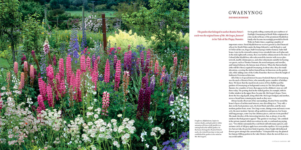 English Gardens: From the Archives of Country Life Magazine