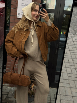 Вязаная косынка маленькая