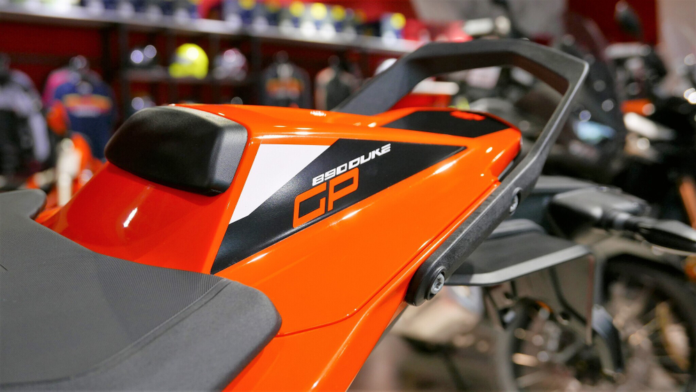 KTM 890 DUKE GP