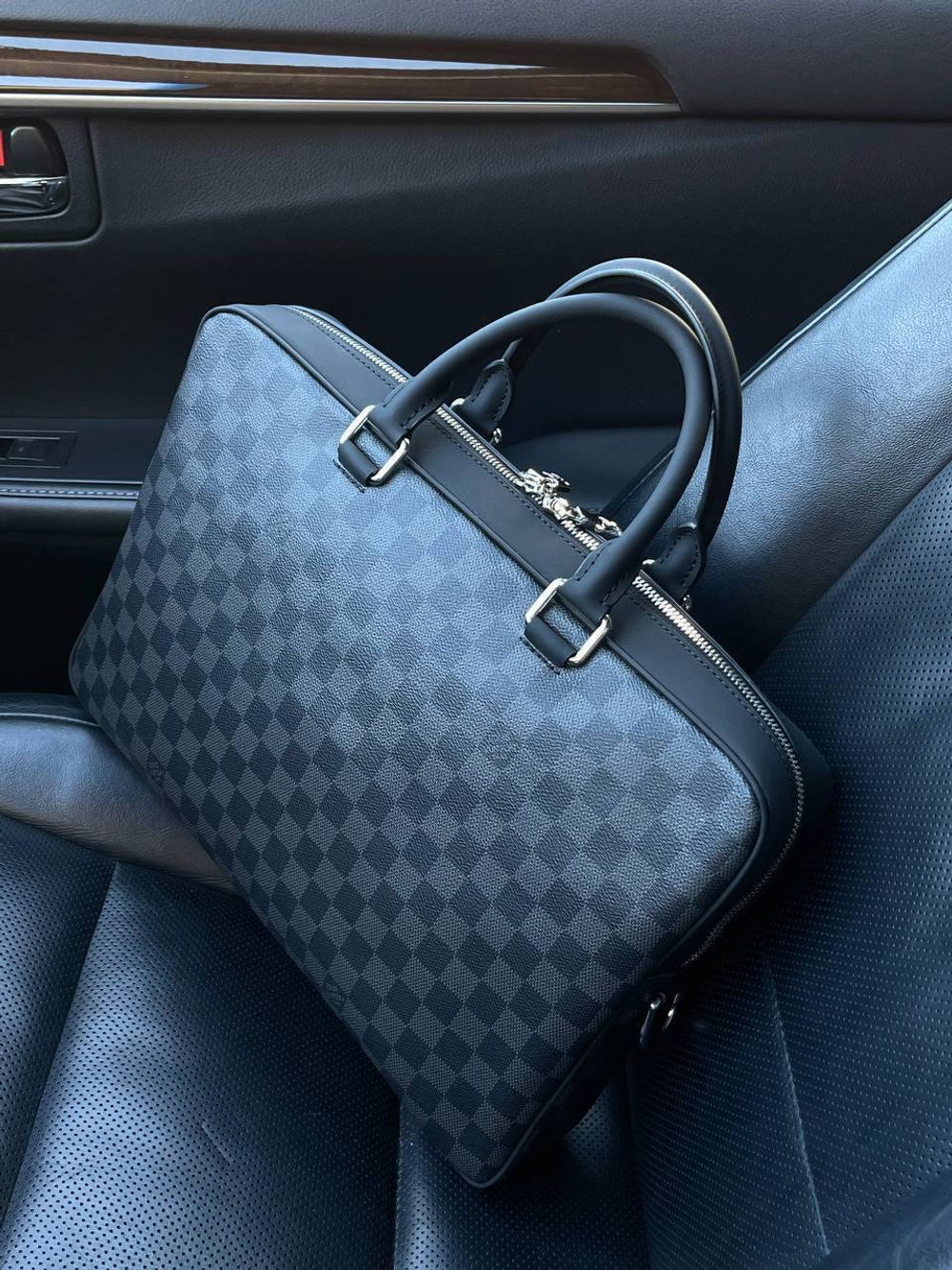 Сумка Louis Vuitton