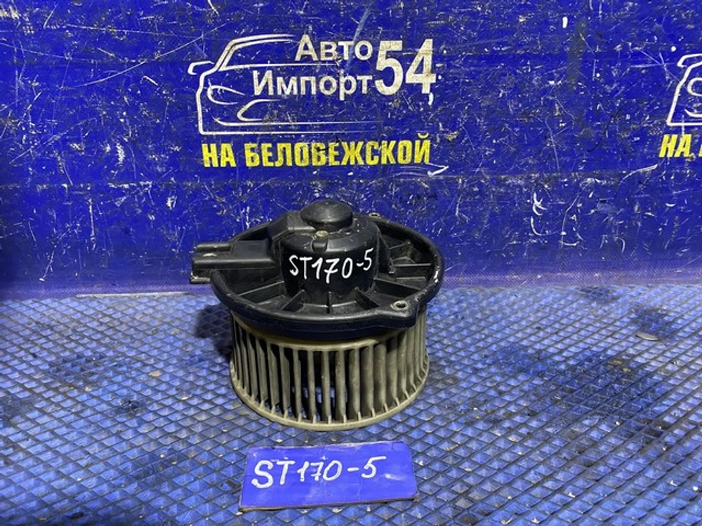 Моторчик печки TOYOTA CARINA 1991