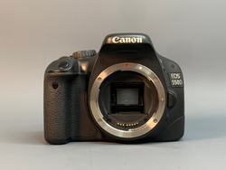 Canon 550D Kit 18-55mm 3.5-5.6 II 7.456 Кадров