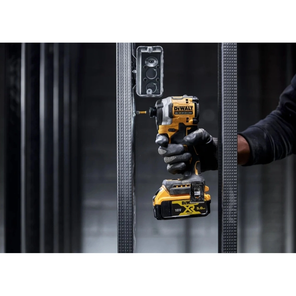 Винтоверт DeWalt DCF850P2T-QW