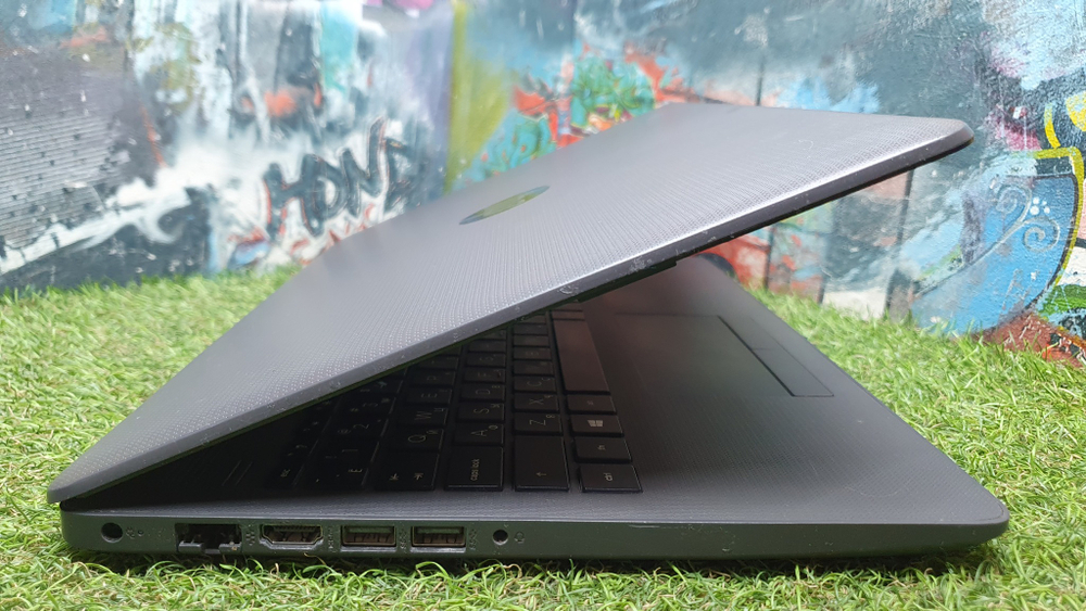 Ноутбук HP i3-7/8Gb/250 G7/Windows 10