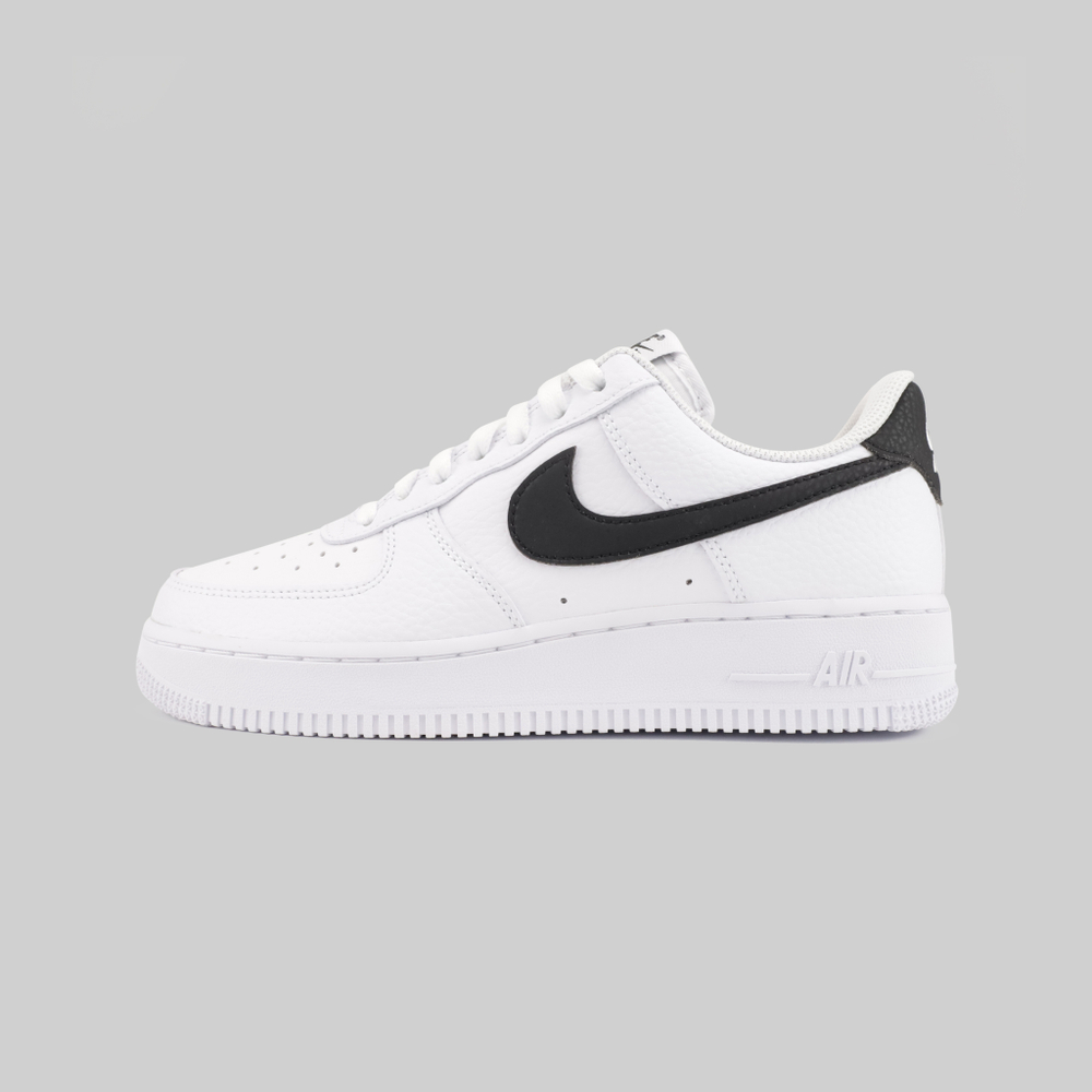 Кроссовки Nike Air Force 1 '07 - купить в магазине Dice с бесплатной доставкой по России