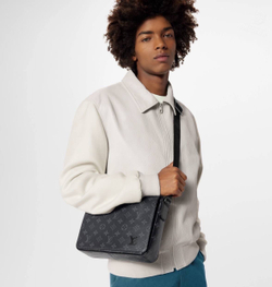 Сумка через плечо Louis Vuitton District PM