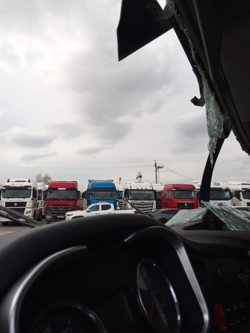 FAW J6 8x4 Самосвал CA3310P66K24T4E5 (Дизельный, 11,1 л, 420 л.с., МТ)