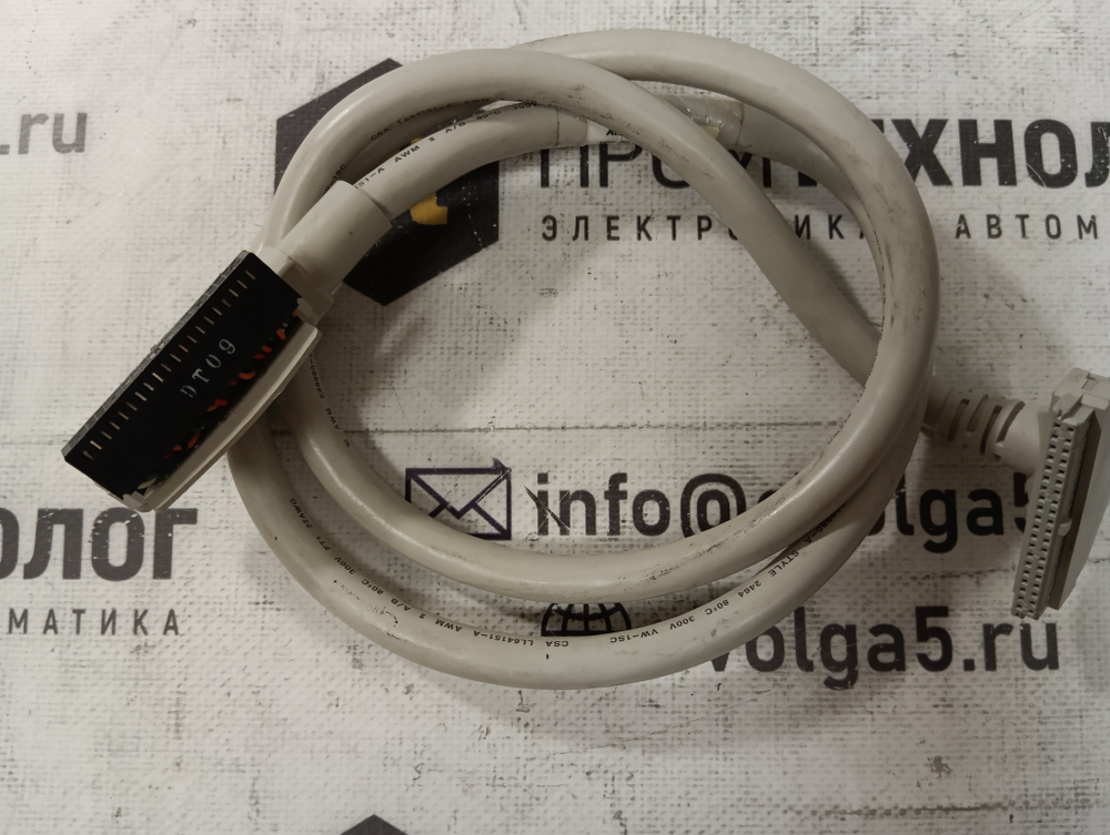 Allen-Bradley 1492-CABLE010H б/у