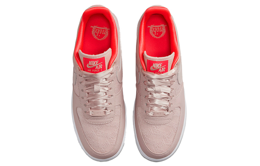 Кроссовки Nike Air Force 1 Low (Женская размерная сетка)