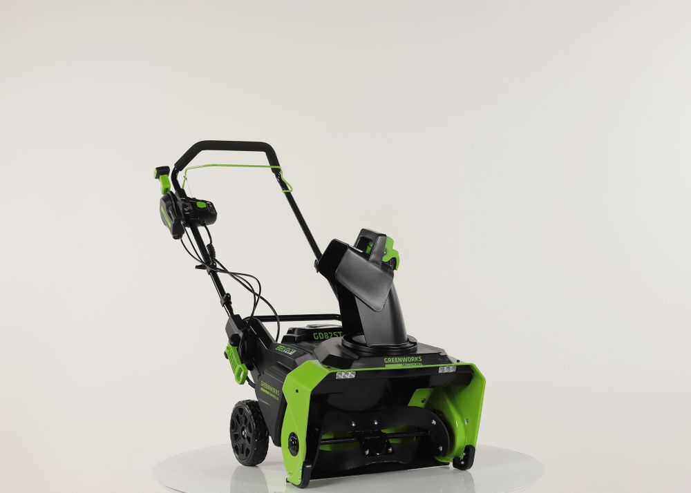Аккумуляторный снегоуборщик Greenworks GD82STK5, 2602507UB ,82v, 56 см, АКБ 5 А·ч и ЗУ