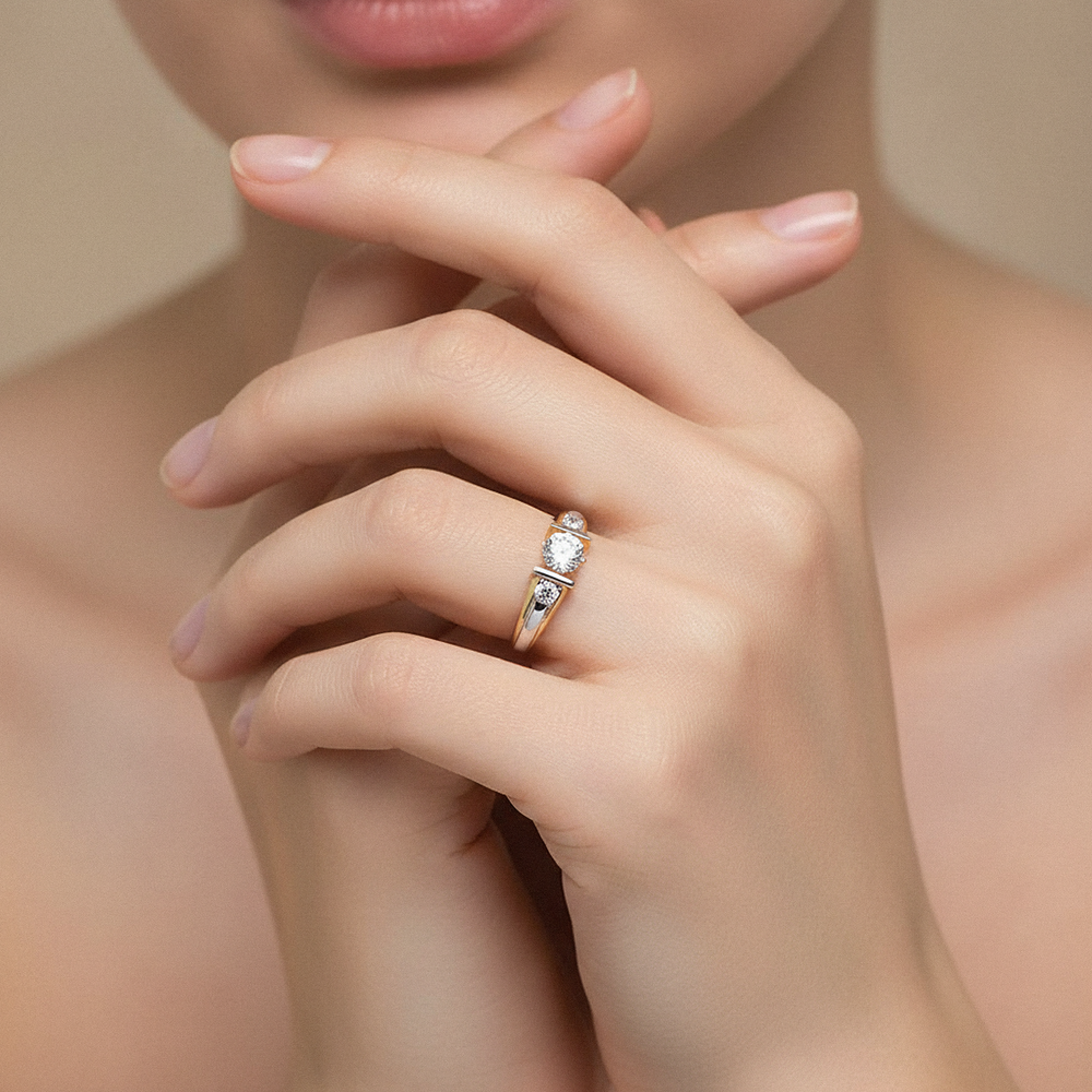 Кольцо из золота с фианитами, 017846