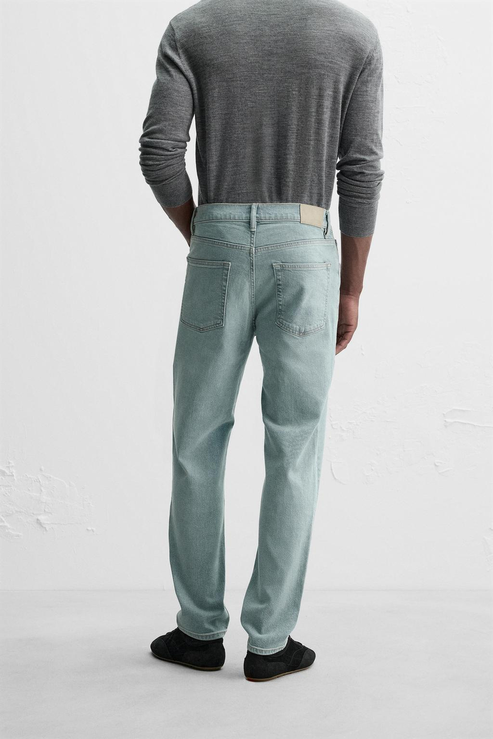 Джинсы slim fit