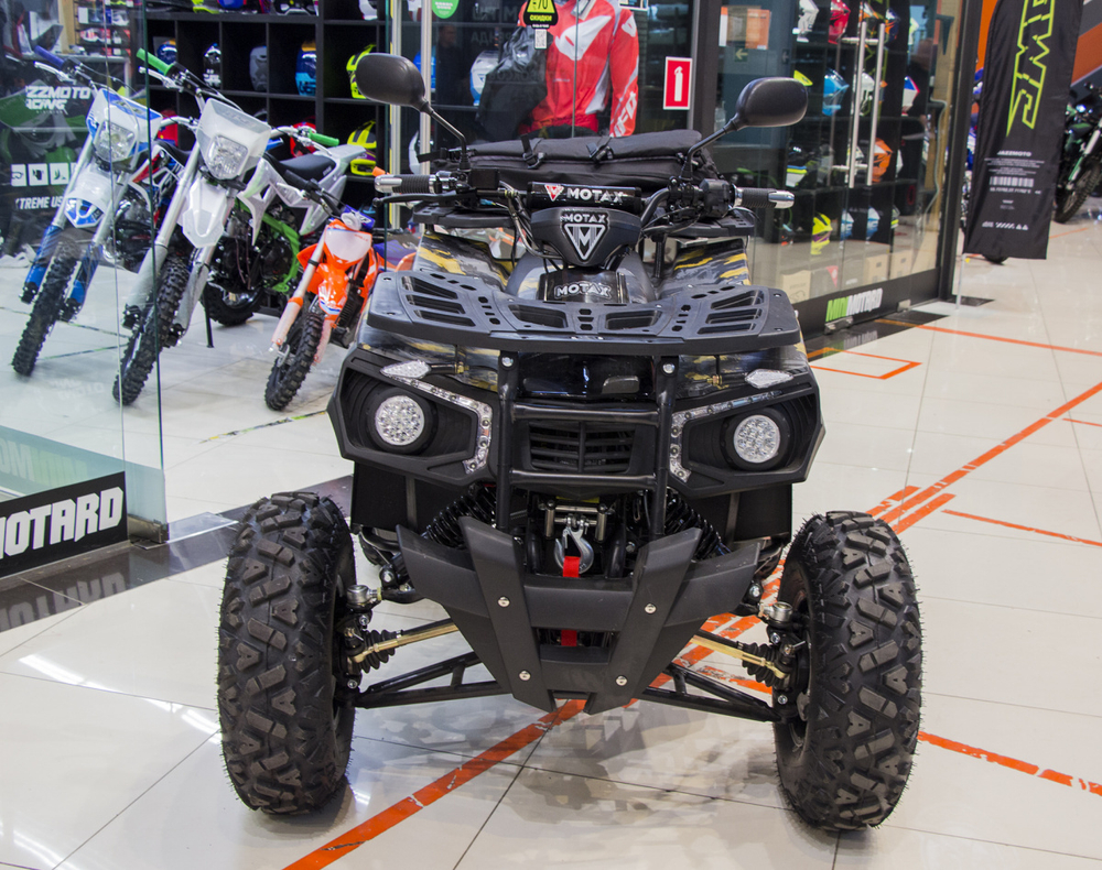 MOTAX ATV Grizlik E3000 4WD черно-зеленый/камуфляж