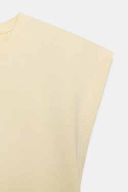 ZARA ХЛОПКОВАЯ ФУТБОЛКА, ПАСТЕЛЬНО-ЖЕЛТЫЙ