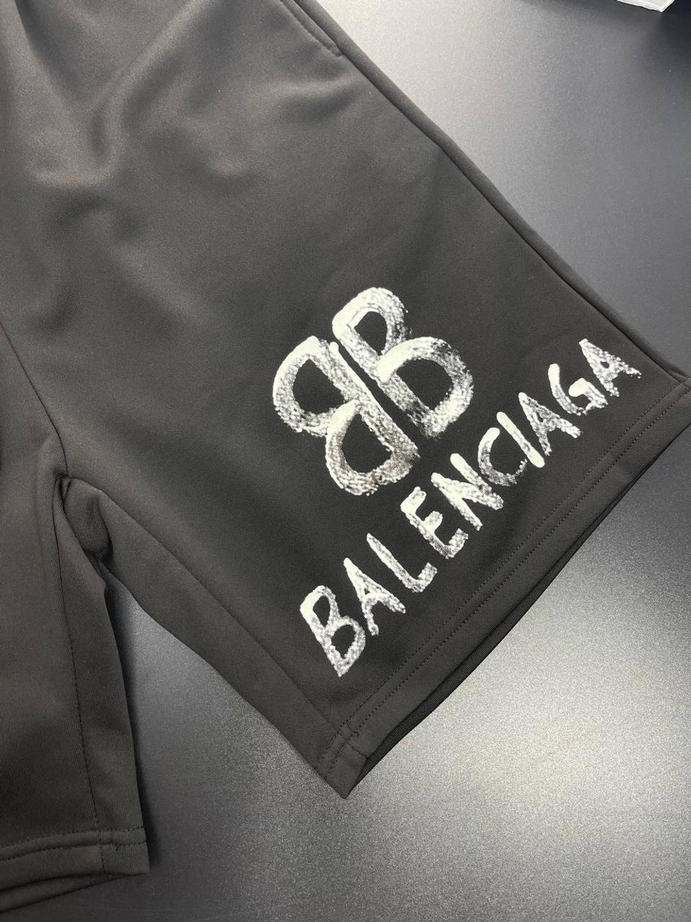 Шорты Balenciaga