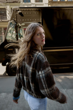 ZARA КУРТКА В КЛЕТКУ ИЗ ТКАНИ С 30% ШЕРСТИ, ЧЕРНЫЙ