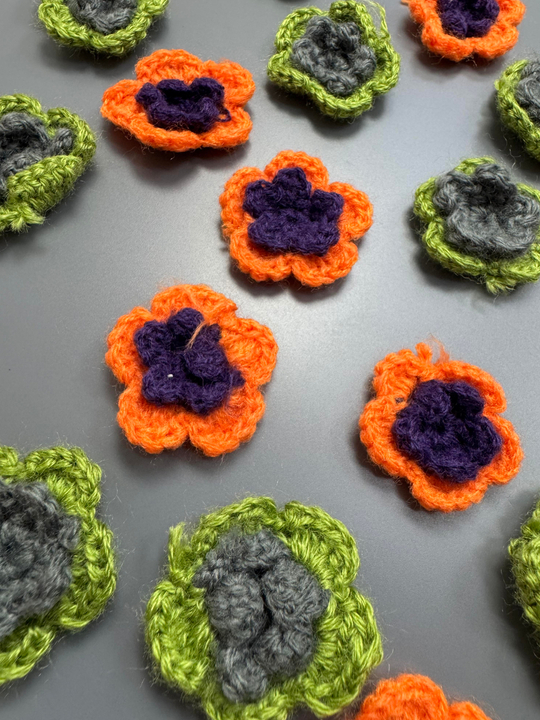 Аппликация пришивная, цветок олива/оранж, d-3,5см