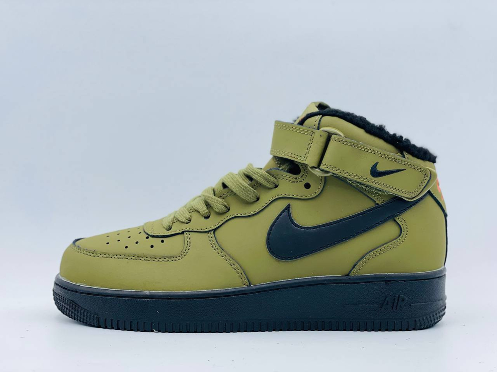 Зимние кроссовки NIKE AIR FORCE