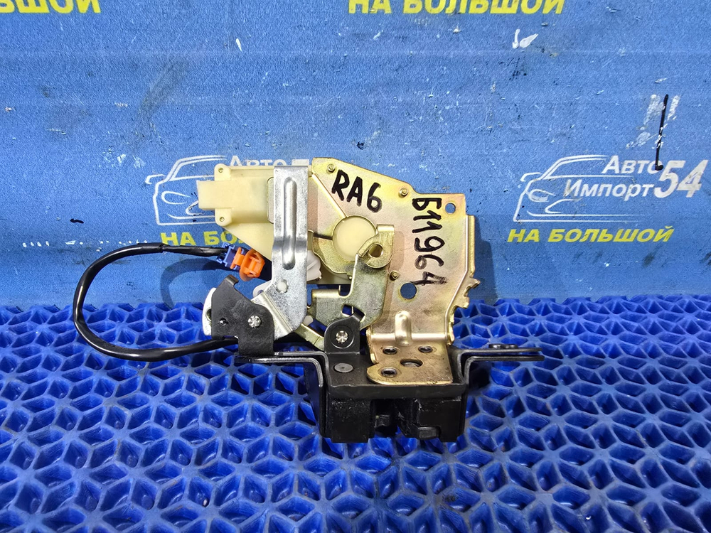 Замок багажника Honda ODYSSEY 1998-2004