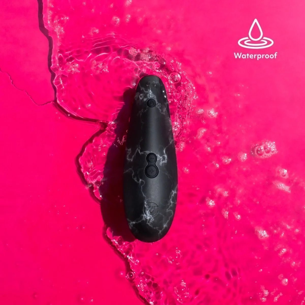 Бесконтактный клиторальный стимулятор Womanizer Marilyn Monroe мраморно-черный