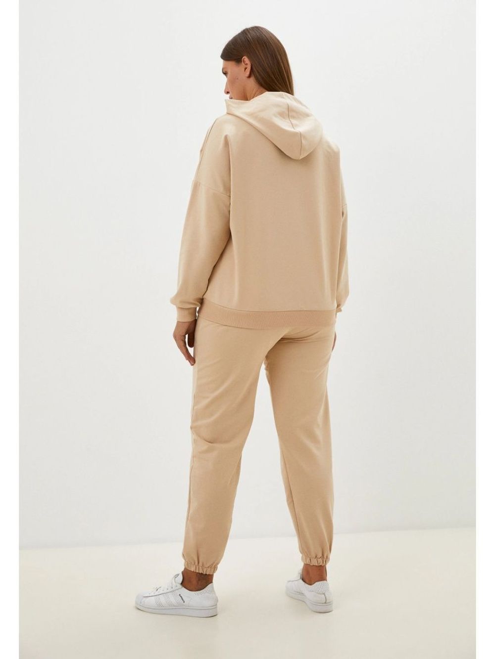 Костюм спортивный