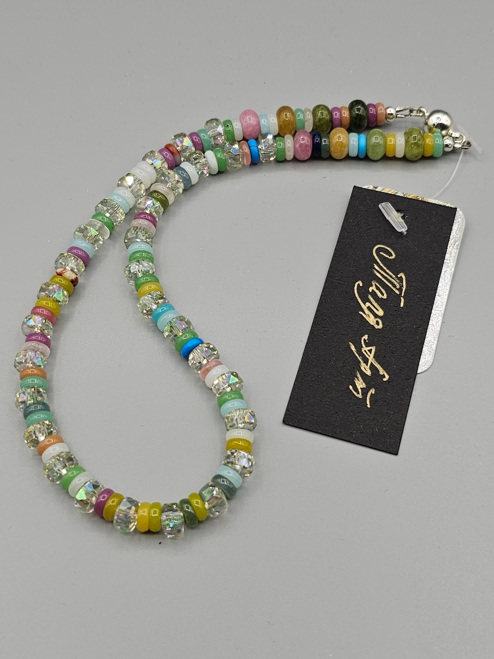 Колье ручной работы из ассорти натуральных камней и хрусталя "Ассорти"