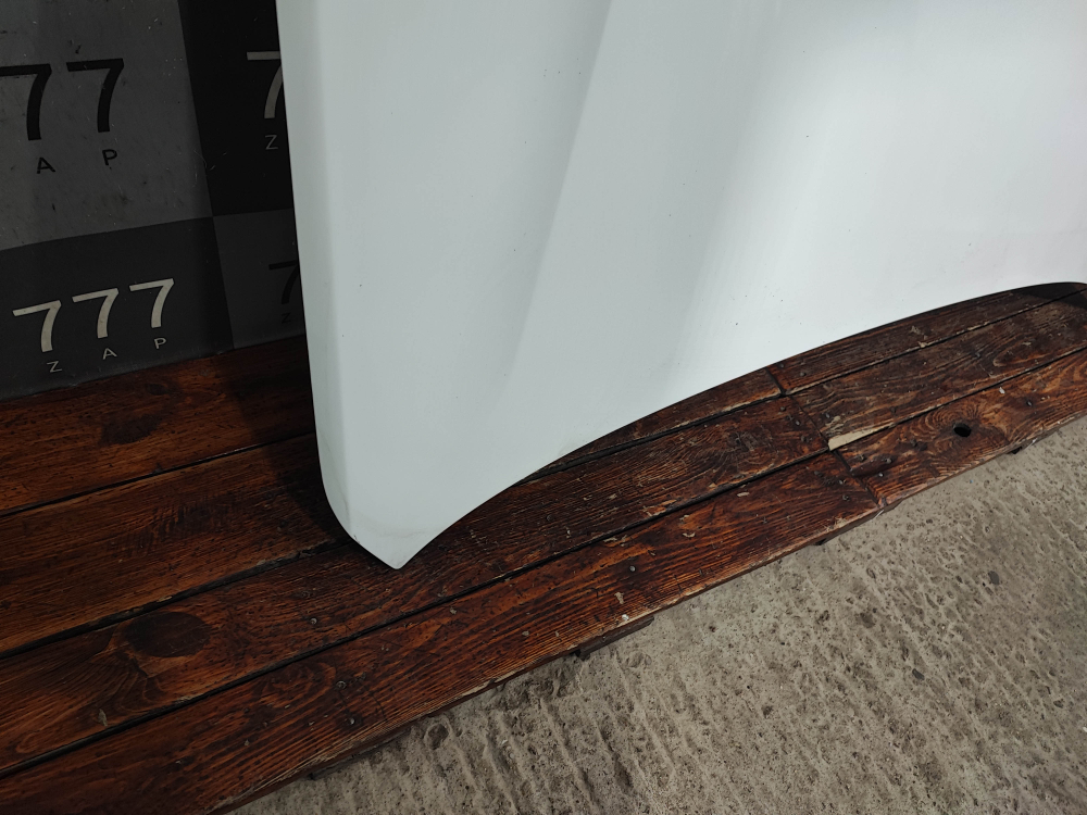 Капот Lada Granta 18-нв Б/У Оригинал 8450104269