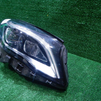 Битая Фара правая Mercedes GLA x156 (2017-2020) LED