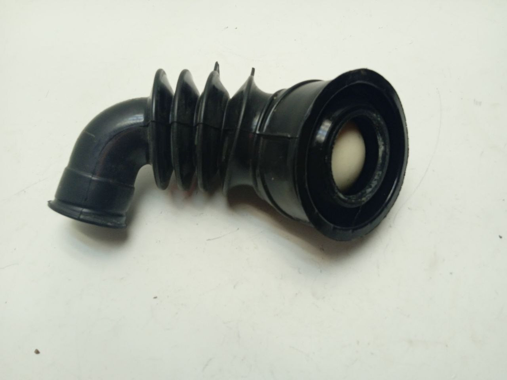 VMUF 501 B кт4 Сливной патрубок для стиральной машины Indesit Ariston C00259393 б/у