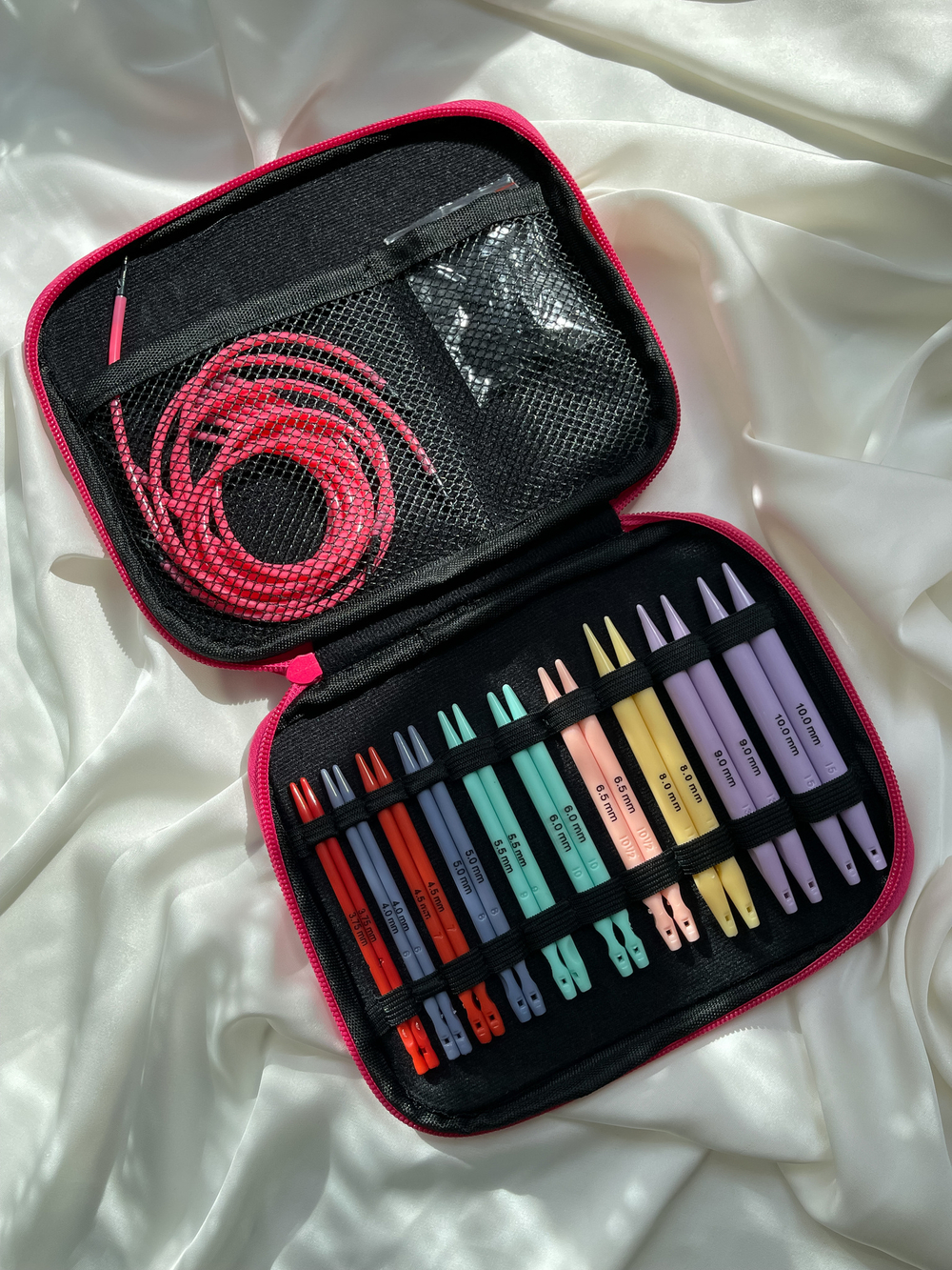 Набор пластиковых съемных спиц в футляре