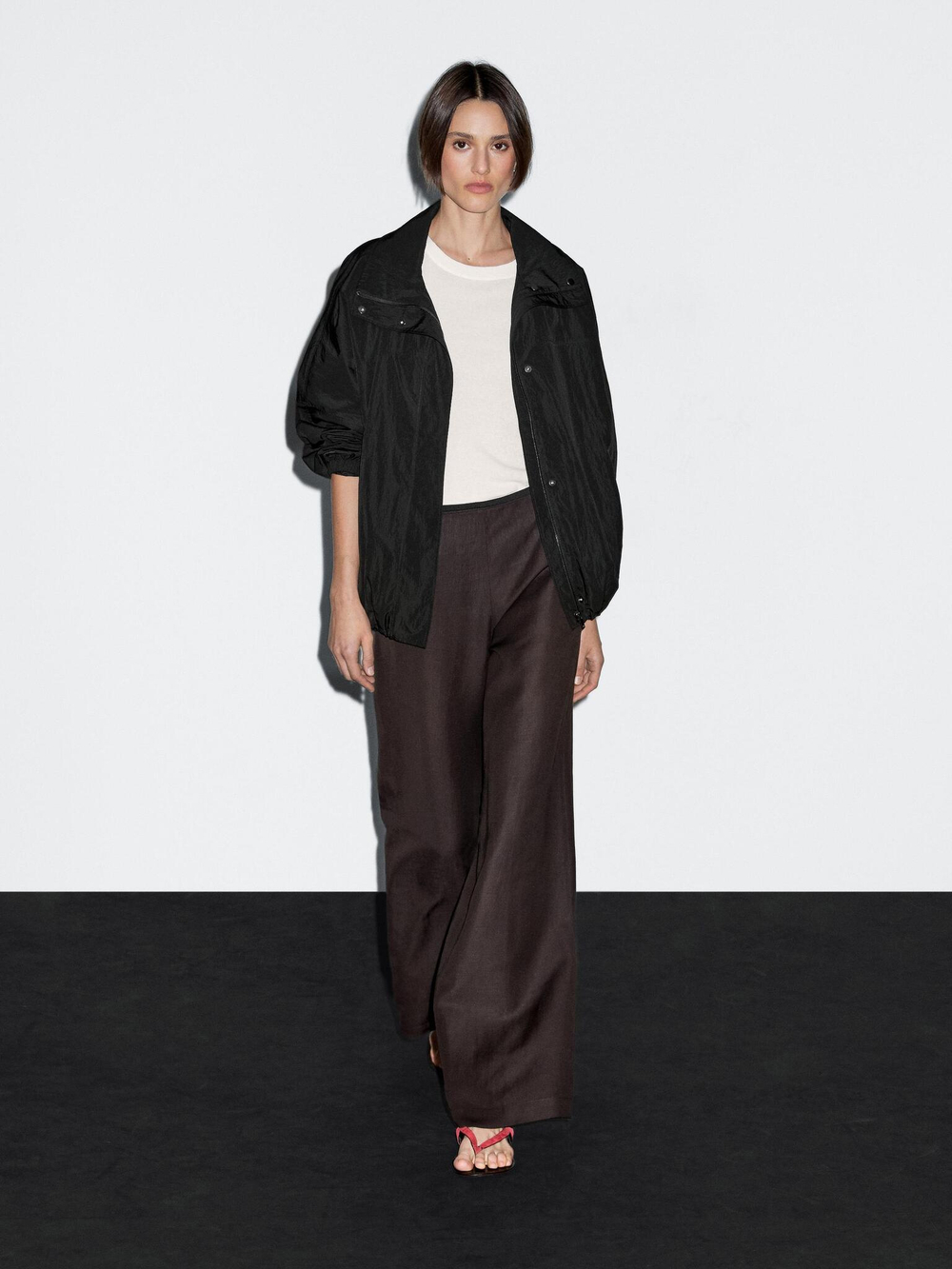 Massimo Dutti Стеганая куртка из высокотехнологичной ткани с высоким воротником, черный