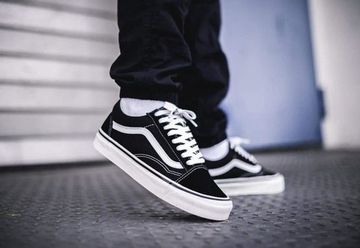 Обзор кроссовок Vans: Как выбрать идеальную пару