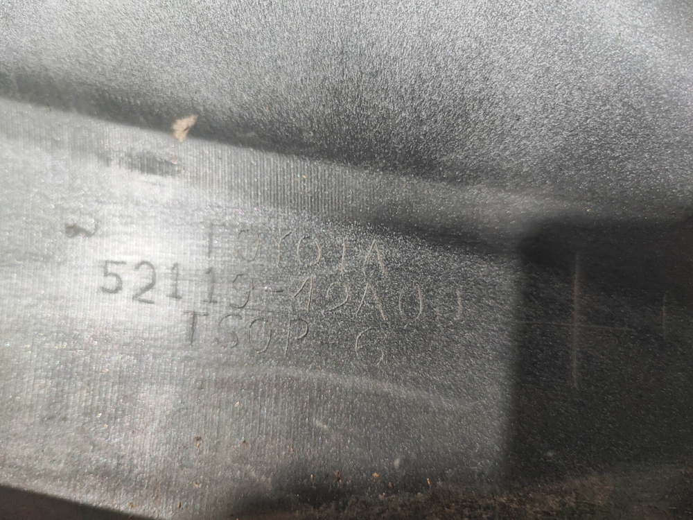 Бампер передний Toyota RAV4 IV (XA40) 12-15 Б/У Оригинал 5211942A00