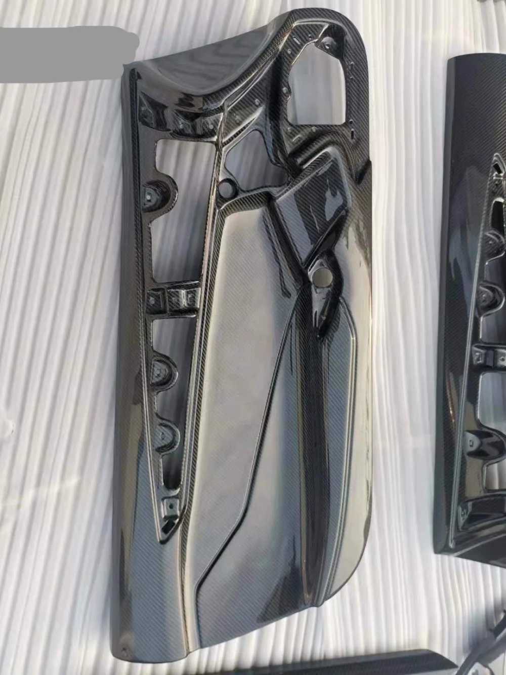 Карбоновые дверные карты для LAMBORGHINI AVENTADOR LP700 Ламборгини