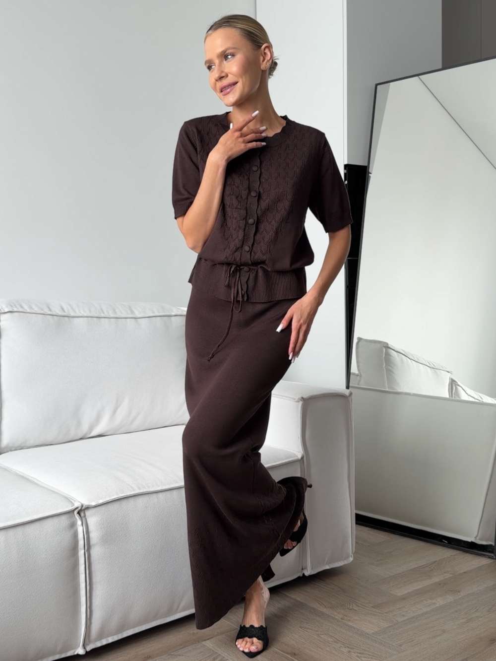 Комплект вязаный, ажурный, длинная юбка и топ на пуговицах