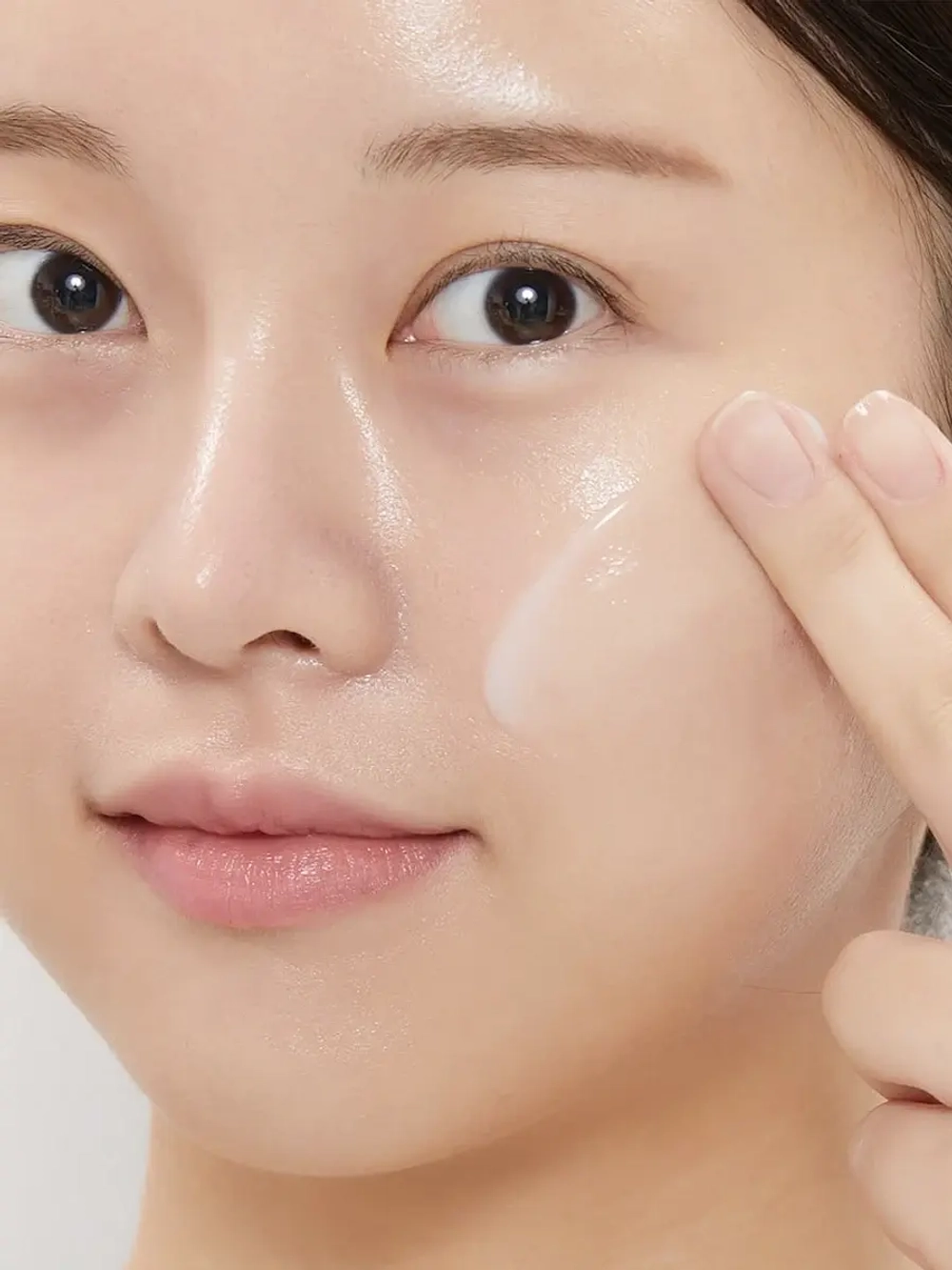 VT Cosmetics Увлажняющая эссенция с коллагеном и пептидами Cica Collagen Essence 30 мл