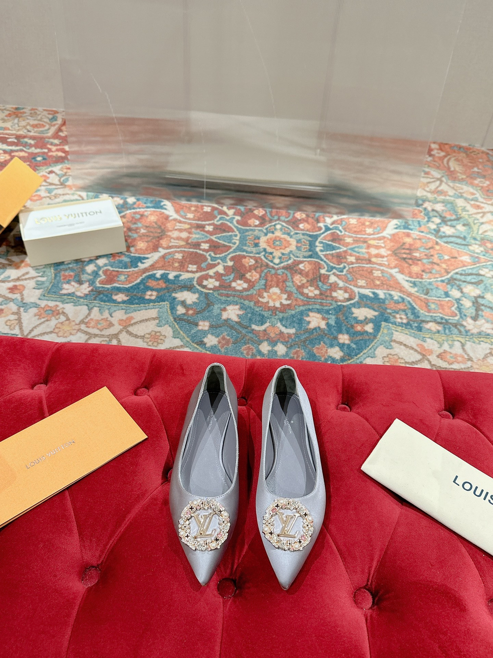 Louis Vuitton Met Flat Ballerina