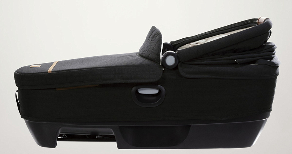 Автокресло Joie Calmi с Базой Joie I-Base Encore Eclipse