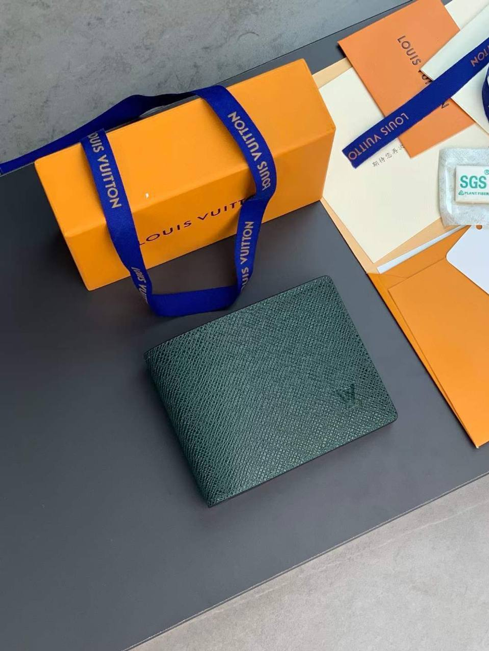Бумажник Louis Vuitton, арт. 477477618