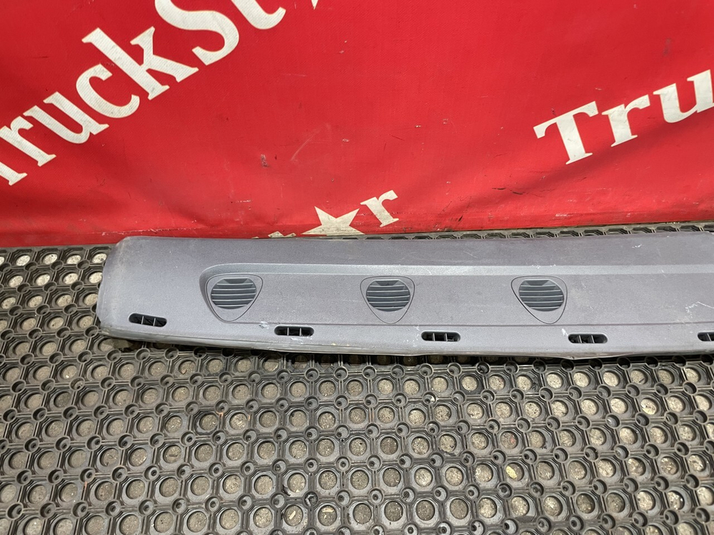 Панель обдува лобового стекла