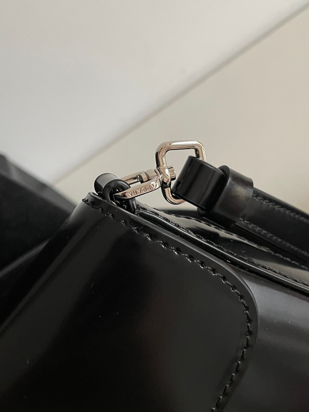 Prada Cleo 22 cm