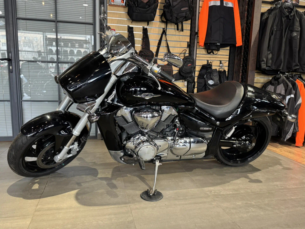 Suzuki Boulevard M109R